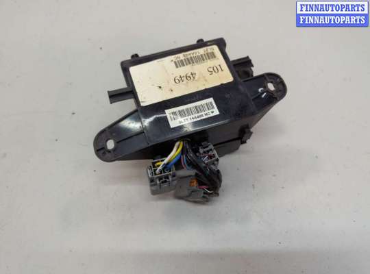 Блок предохранителей на Ford Explorer III (U152)