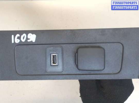 купить Разъем AUX/USB на Ford Escape 2015-2019