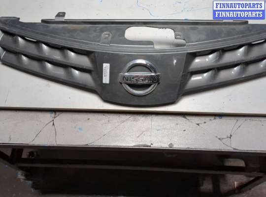 купить Решетка радиатора на Nissan Note E11 2005-2013