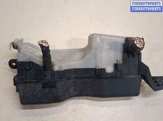 купить Блок предохранителей на Toyota Avensis 2 2003-2008
