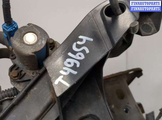 купить Рамка передняя (телевизор) на Ford Focus 2 2005-2008