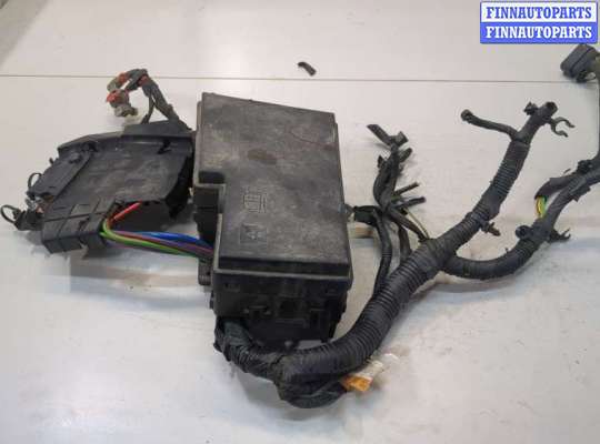 купить Блок предохранителей на Mazda Tribute 2007-2012