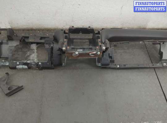 купить Панель передняя салона (торпедо) на Cadillac Escalade 3 2006-2014