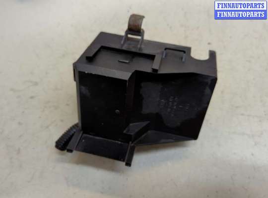 купить Блок реле на Subaru Impreza (G11) 2000-2007