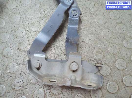 купить Петля капота на Volvo V60 2018-2025