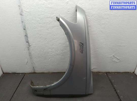 Крыло IFM3742 на Infiniti QX56 2004-2010