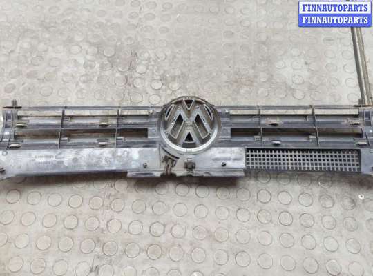 купить Решетка радиатора на Volkswagen Golf 4 1997-2005