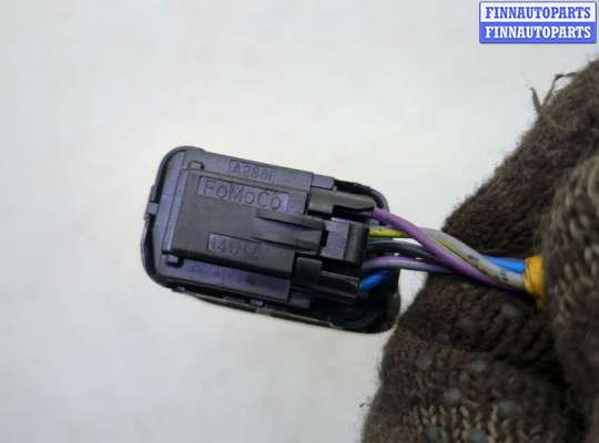 купить Кнопка открывания замков дверей на Ford Kuga 2016-2019