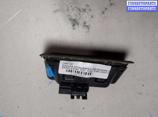 Кнопка открывания багажника с крышки BM3606039 на BMW 3 E90, E91, E92, E93 2005-2012