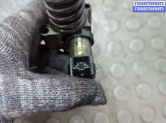 купить Форсунка топливная на Volkswagen Passat 6 2005-2010