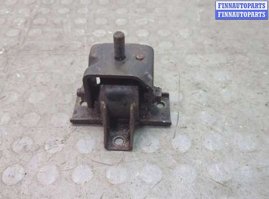 купить Кронштейн редуктора на Mitsubishi Montero Sport / Pajero Sport 1996-2008