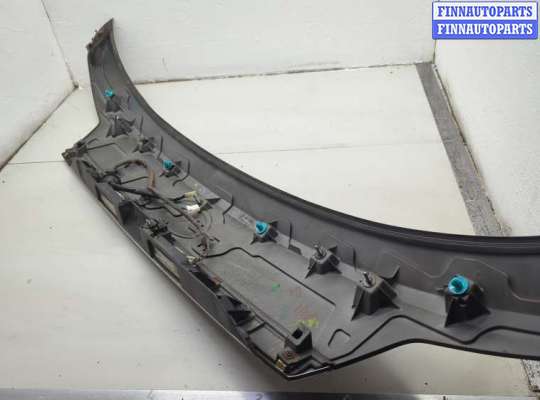 купить Накладка крышки багажника (двери) на Subaru Legacy Outback (B14) 2009-2014