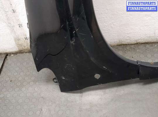 купить Крыло на Chrysler Voyager 2000-2007