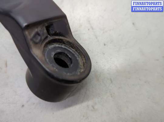 купить Щеткодержатель на Toyota Highlander 1 2001-2007