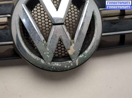 купить Решетка радиатора на Volkswagen Golf 6 2008-2012