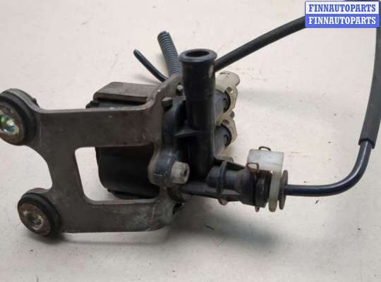 Клапан воздушный на Lexus LS IV (XF40)