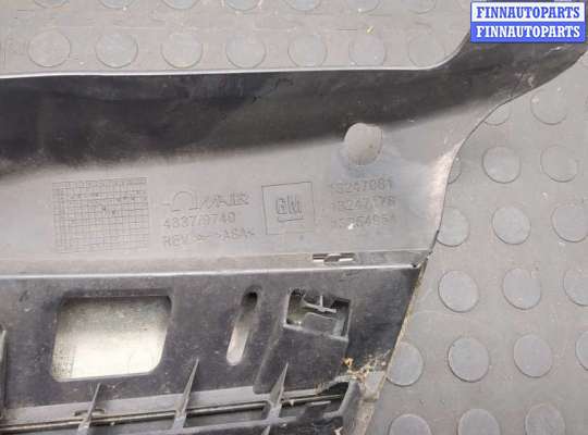 купить Решетка радиатора на Opel Astra H 2004-2010