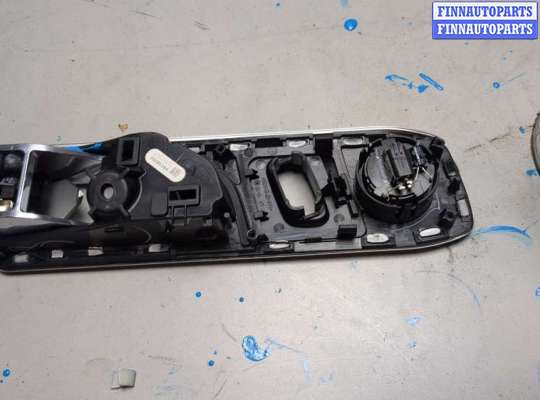 Ручка двери внутренняя на Ford Explorer VI (U625)