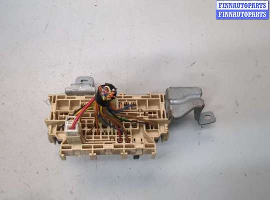 купить Блок предохранителей на Nissan Note E11 2005-2013