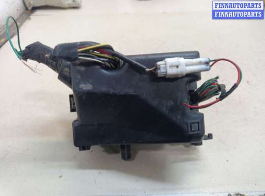 купить Блок предохранителей на Toyota Yaris 1999-2006