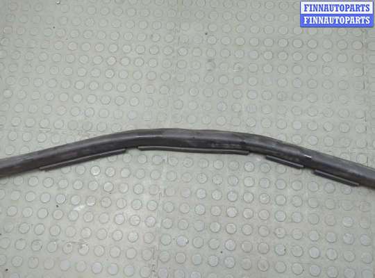 купить Уплотнитель на BMW 1 F20, F21 2011-2019