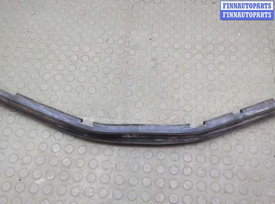 купить Уплотнитель на BMW 1 F20, F21 2011-2019