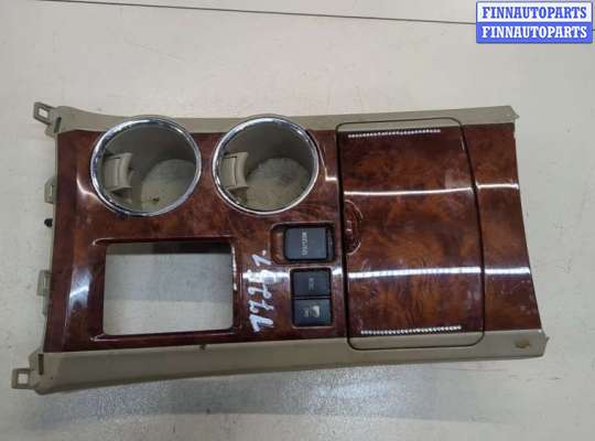 купить Пластик центральной консоли на Toyota Highlander 2 2007-2013