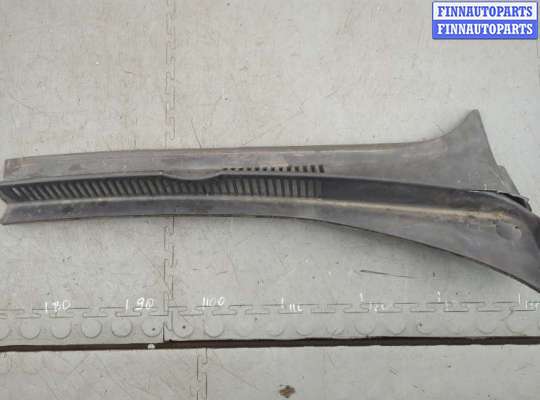 купить Жабо под дворники (дождевик) на Volkswagen Golf Plus