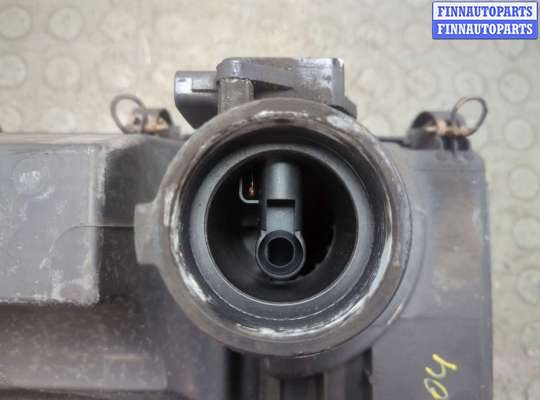 купить Корпус воздушного фильтра на Toyota Prius 2003-2009
