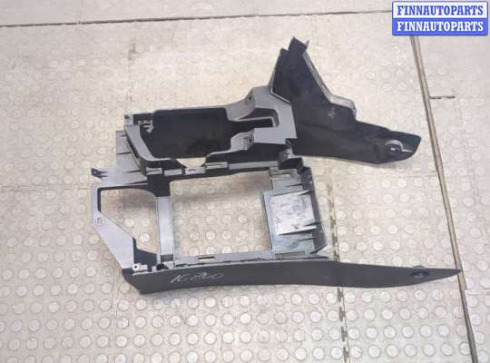 купить Пластик центральной консоли на Toyota Tundra 2007-2013