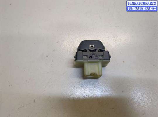Кнопка стеклоподъемника (блок кнопок) RN964162 на Dacia Sandero 2012-