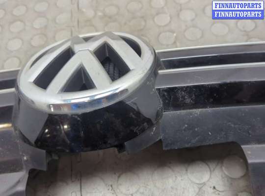 купить Решетка радиатора на Volkswagen Golf 6 2008-2012