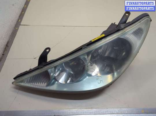 Фара (передняя) TT954376 на Toyota Previa (Estima) 2000-2006
