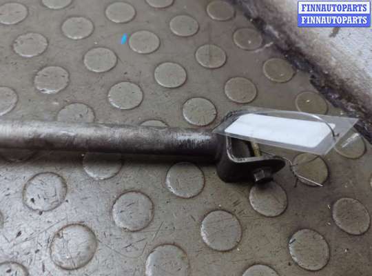 купить Трос кулисы КПП на Volvo S40 / V40 1995-2004