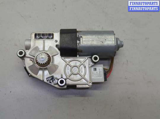 Моторчик люка на Audi Q3 (8U)