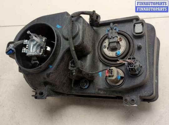 купить Фара (передняя) на Chrysler 300C 2004-2011