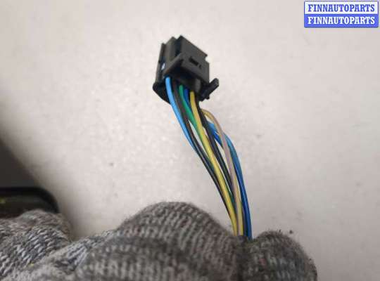 купить Зеркало боковое на Renault Scenic 2009-2012