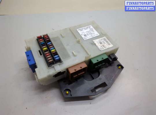 Блок предохранителей FO2204489 на Ford Mondeo 4 2007-2015