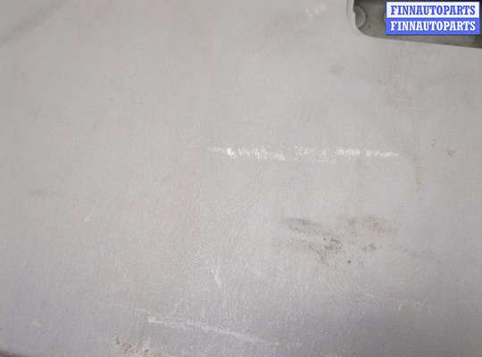 купить Обшивка крышки (двери) багажника на Pontiac Vibe 1 2002-2008