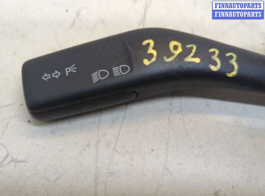 купить Переключатель поворотов на Volkswagen Golf 5 2003-2009