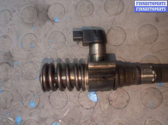 Форсунка топливная на Volkswagen Passat B6 (3C)