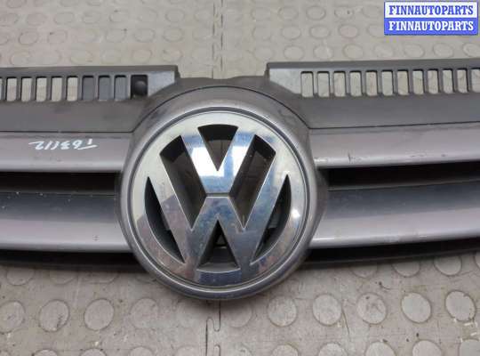 купить Решетка радиатора на Volkswagen Golf Plus