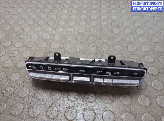 Переключатель отопителя (печки) MB1647437 на Mercedes C W205 2014-2023