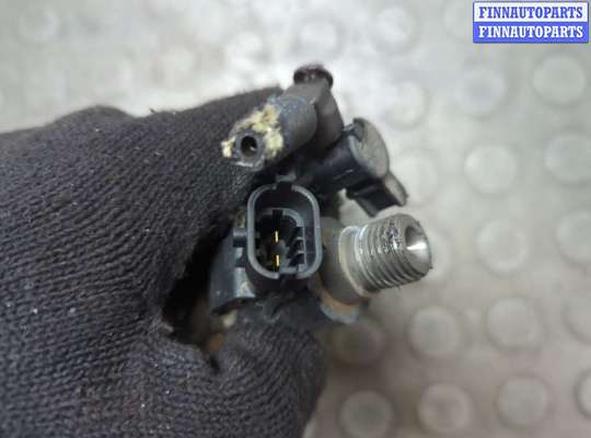 Форсунка топливная на Jaguar XF I (X250)