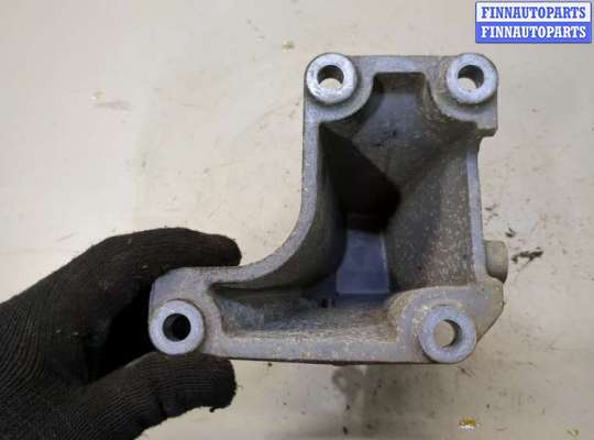 купить Кронштейн двигателя на Suzuki Grand Vitara 2005-2016