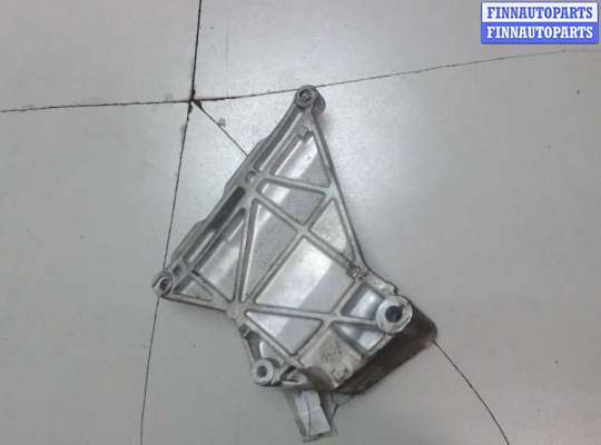 купить Кронштейн крепления генератора на Volkswagen Touareg 2002-2007