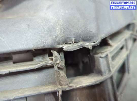 купить Решетка радиатора на Volkswagen Crafter 2006-2016