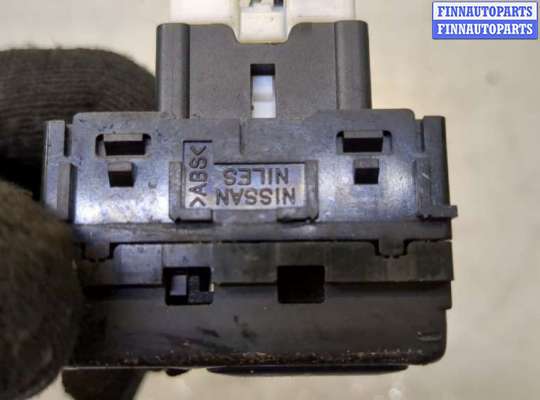 купить Кнопка регулировки зеркал на Nissan Navara 2004-2015