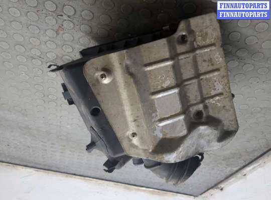 Корпус воздушного фильтра VG2733461 на Volkswagen Passat 5 2000-2005