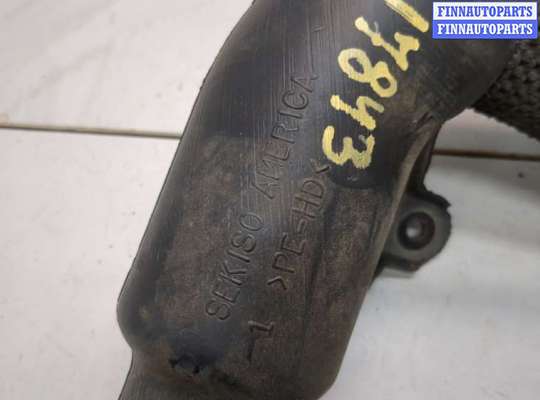 купить Патрубок корпуса воздушного фильтра на Toyota Matrix 2002-2008